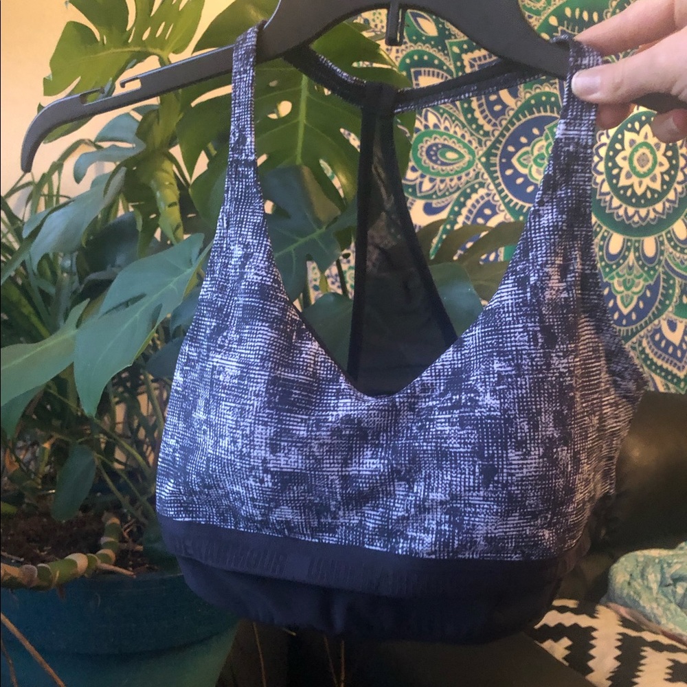 UA midi sports bra